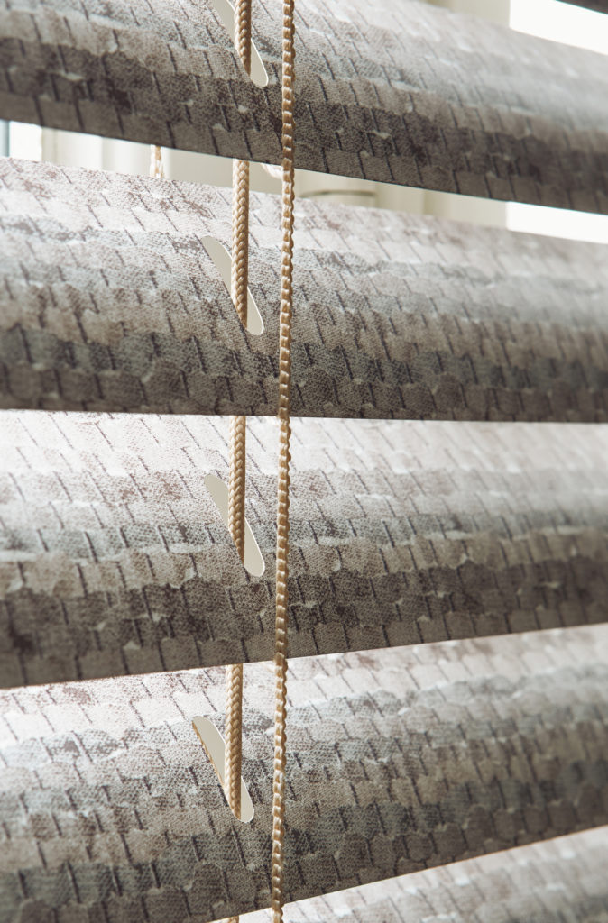 Hunter-Douglas-persienner-detalj